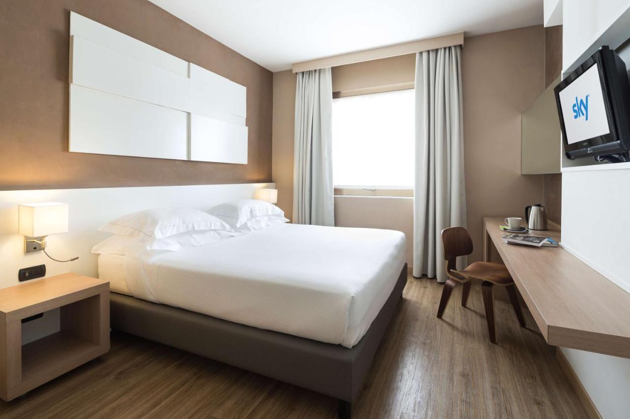 Best Western Plus Park Hotel ปอร์เดโนเน ภายนอก รูปภาพ